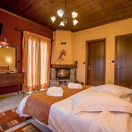Kynthia Guesthouse Neochorion Bagian luar foto