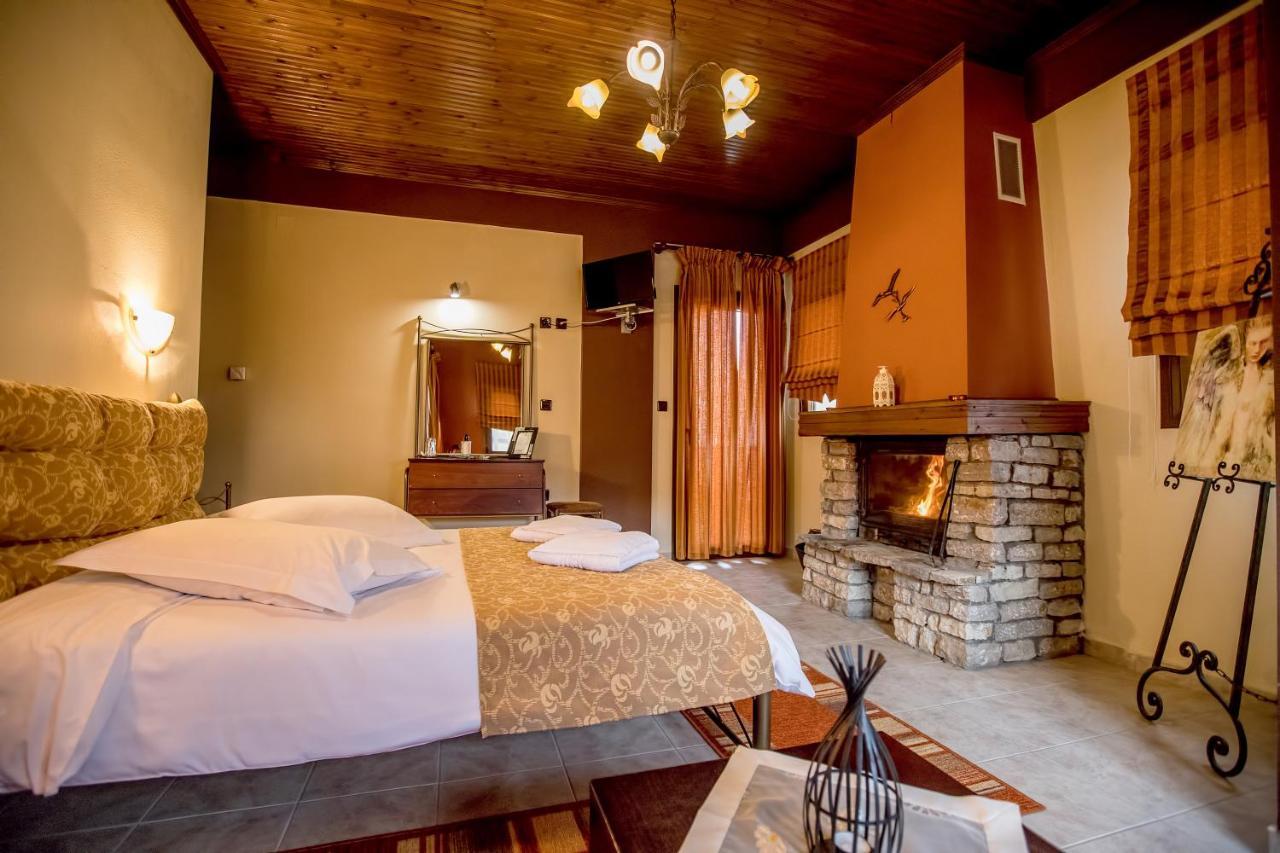 Kynthia Guesthouse Neochorion Bagian luar foto