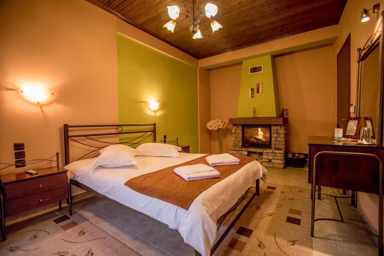 Kynthia Guesthouse Neochorion Bagian luar foto
