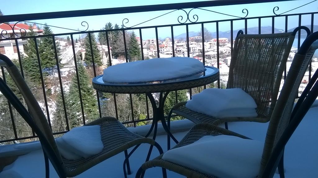 Kynthia Guesthouse Neochorion Bagian luar foto